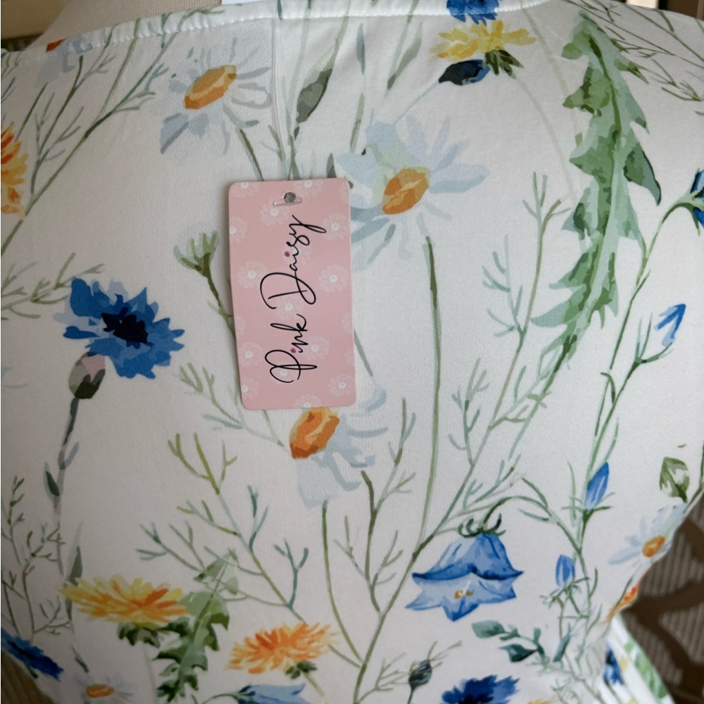 NWT | White and Floral Dress | XL - Picture 4 of 9